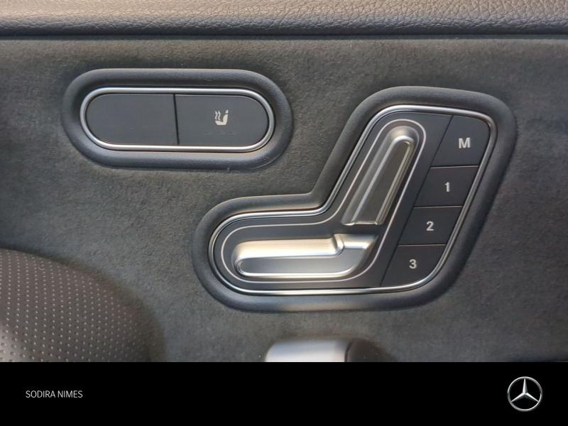 Photo 10 de l’annonce de MERCEDES-BENZ Classe A d’occasion à vendre à NIMES