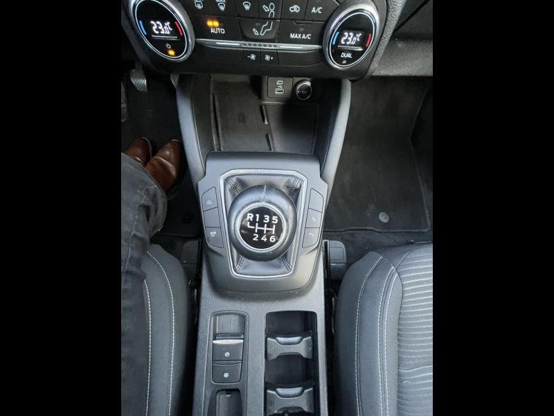 Photo 15 de l’annonce de FORD Kuga d’occasion à vendre à BRIGNOLES