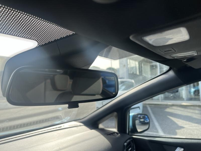 Photo 18 de l’annonce de FORD Fiesta Active d’occasion à vendre à BRIGNOLES