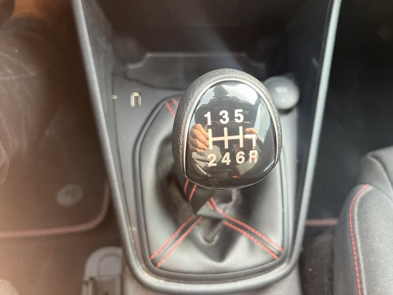 Photo 20 de l’annonce de FORD Fiesta Active d’occasion à vendre à BRIGNOLES