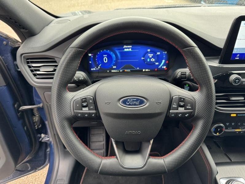 Photo 14 de l’annonce de FORD Kuga d’occasion à vendre à NARBONNE