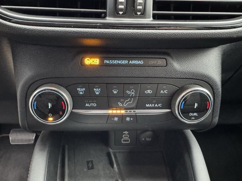 Photo 20 de l’annonce de FORD Kuga d’occasion à vendre à NARBONNE