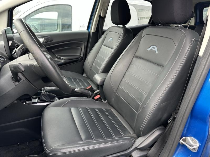 Photo 4 de l’annonce de FORD EcoSport d’occasion à vendre à ORANGE