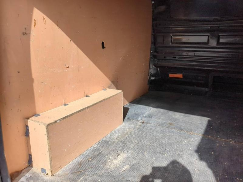 Photo 11 de l’annonce de OPEL Vivaro Fg VUL d’occasion à vendre à ARLES