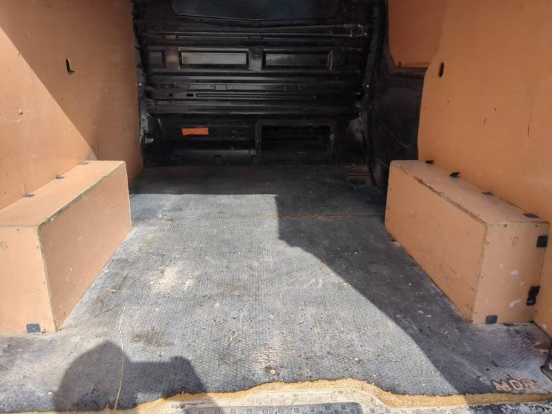 Photo 13 de l’annonce de OPEL Vivaro Fg VUL d’occasion à vendre à ARLES