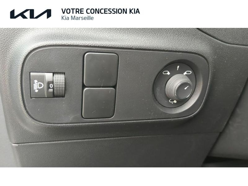 Photo 16 de l’annonce de CITROEN C3 d’occasion à vendre à MARSEILLE