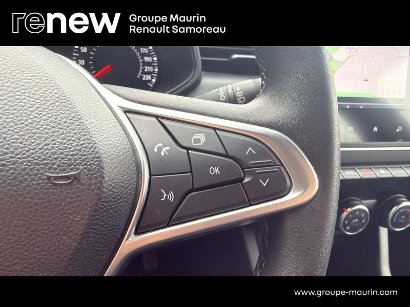 Photo 19 de l’annonce de RENAULT Clio d’occasion à vendre à SAMOREAU