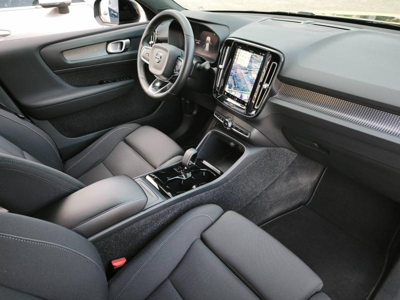 Photo 13 de l’annonce de VOLVO XC40 d’occasion à vendre à AVIGNON