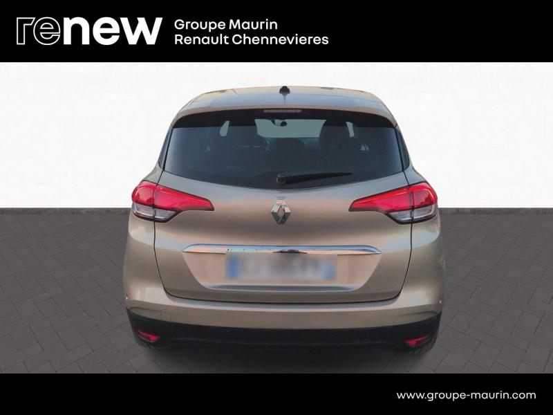 Photo 6 de l’annonce de RENAULT Scenic d’occasion à vendre à CHENNEVIÈRES-SUR-MARNE