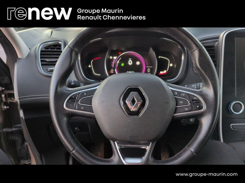 Photo 20 de l’annonce de RENAULT Scenic d’occasion à vendre à CHENNEVIÈRES-SUR-MARNE