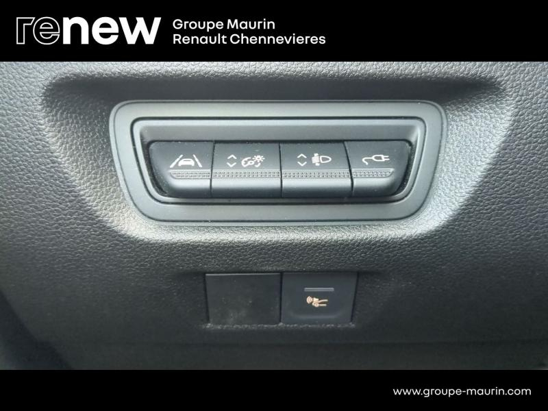 Photo 19 de l’annonce de RENAULT Zoe d’occasion à vendre à CHENNEVIÈRES-SUR-MARNE