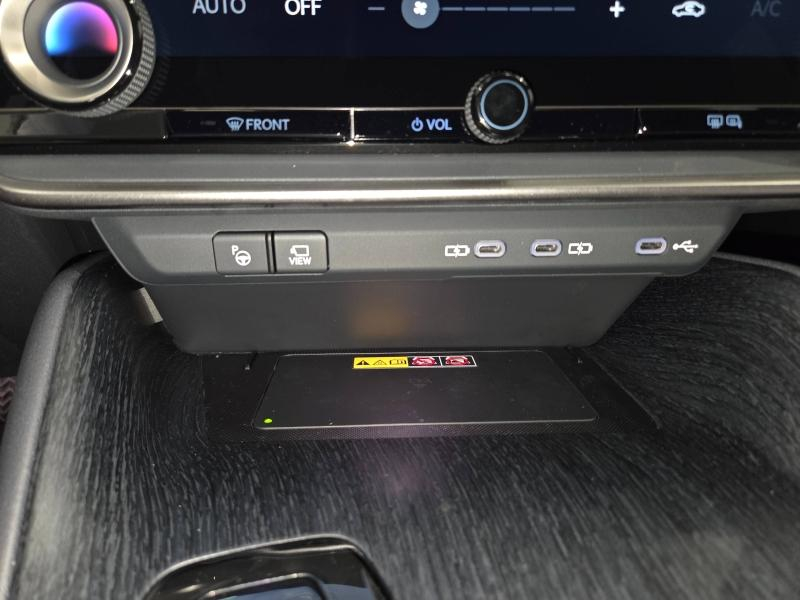 Photo 9 de l’annonce de LEXUS RZ d’occasion à vendre à AUBIÈRE