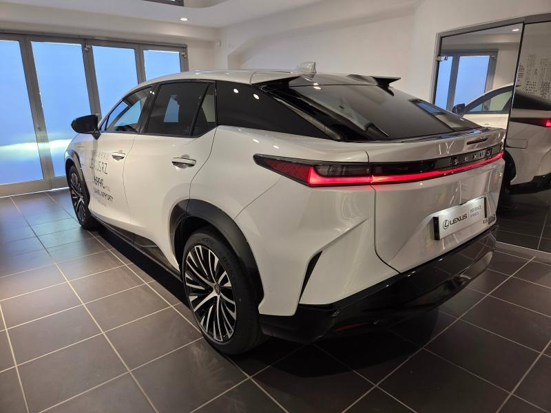 Photo 20 de l’annonce de LEXUS RZ d’occasion à vendre à AUBIÈRE