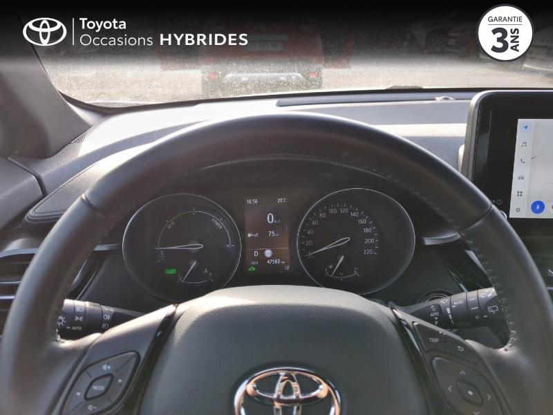 Photo 13 de l’annonce de TOYOTA C-HR d’occasion à vendre à NÎMES