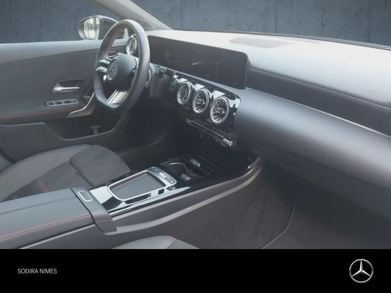 Photo 12 de l’annonce de MERCEDES-BENZ Classe A d’occasion à vendre à NIMES