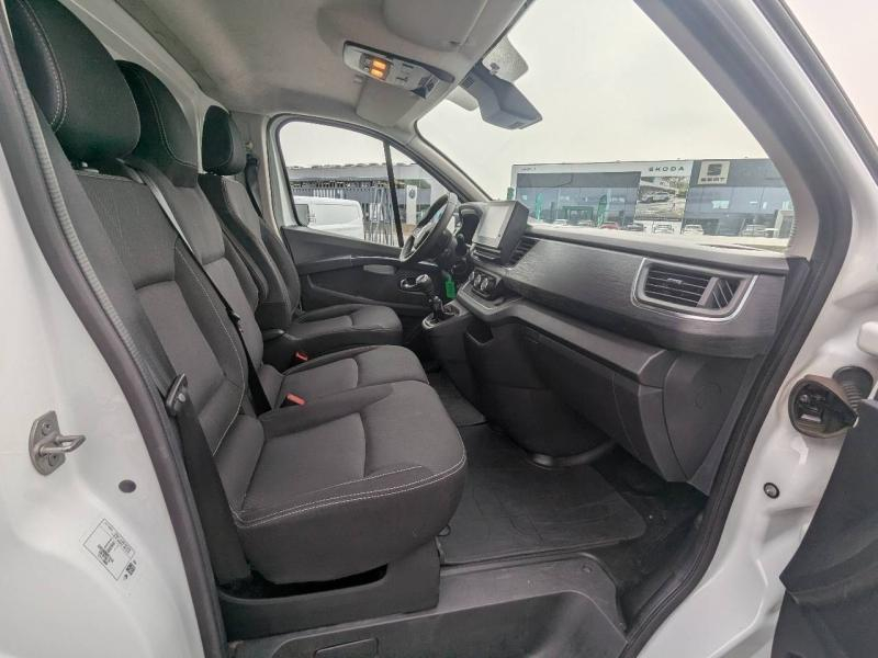 Photo 11 de l’annonce de RENAULT Trafic Fg VUL d’occasion à vendre à FRÉJUS