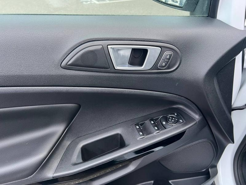 Photo 15 de l’annonce de FORD EcoSport d’occasion à vendre à TOULON