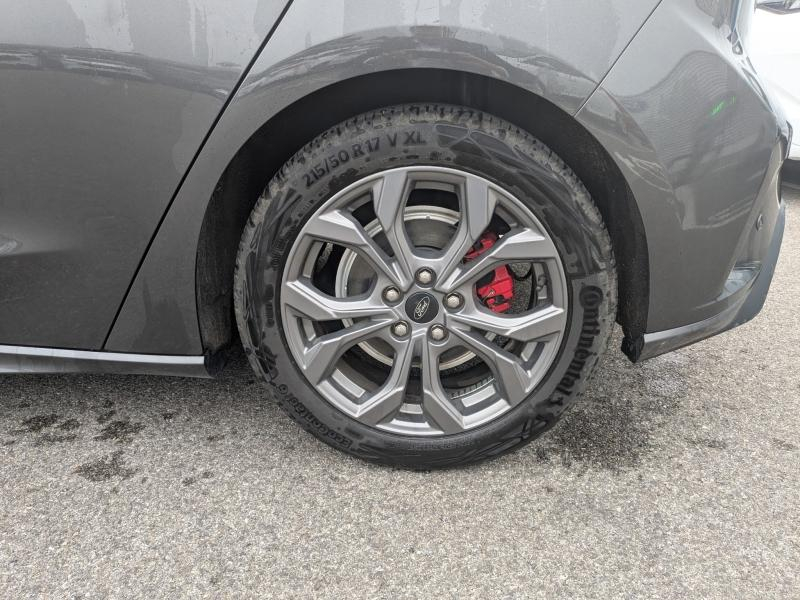 Photo 13 de l’annonce de FORD Focus d’occasion à vendre à TOULON