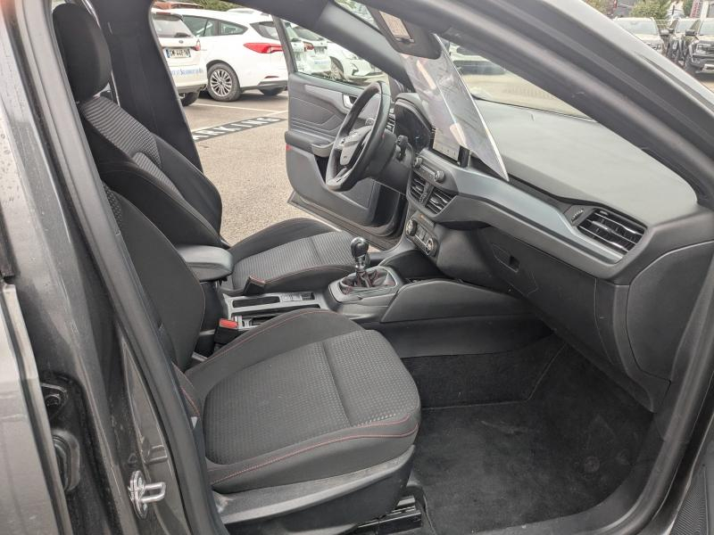 Photo 19 de l’annonce de FORD Focus d’occasion à vendre à TOULON