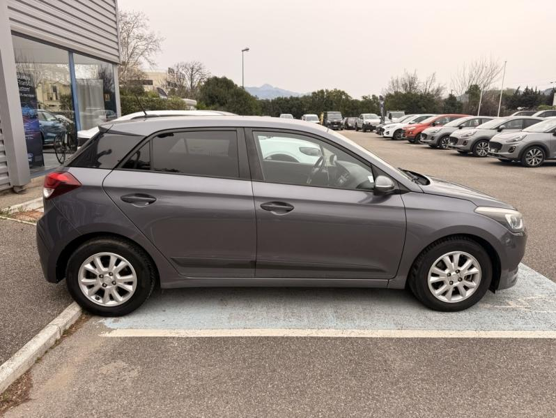 Photo 4 de l’annonce de HYUNDAI i20 d’occasion à vendre à AUBAGNE