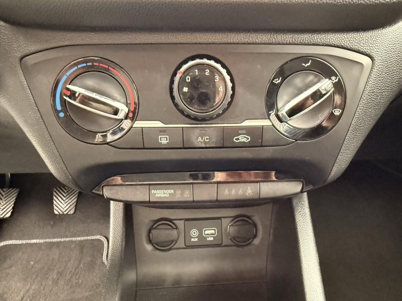 Photo 19 de l’annonce de HYUNDAI i20 d’occasion à vendre à AUBAGNE