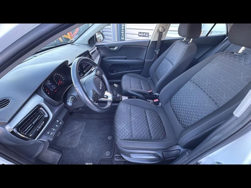 Photo 5 de l’annonce de KIA Rio d’occasion à vendre à AIX-EN-PROVENCE