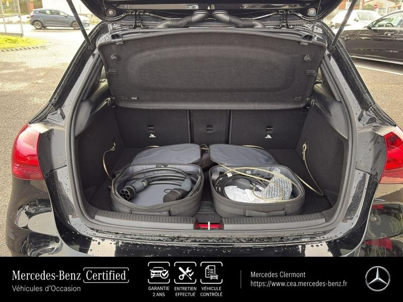 Photo 13 de l’annonce de MERCEDES-BENZ Classe A d’occasion à vendre à AUBIÈRE