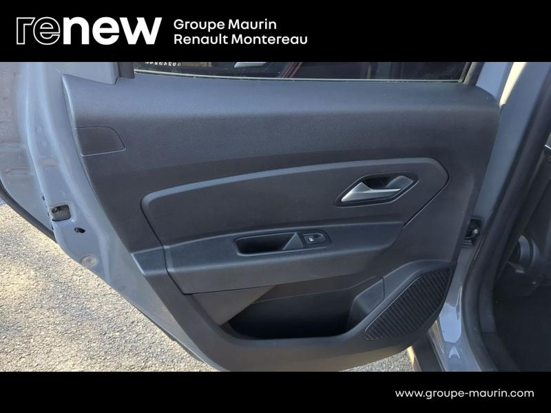 Photo 19 de l’annonce de DACIA Duster d’occasion à vendre à VARENNES SUR SEINE