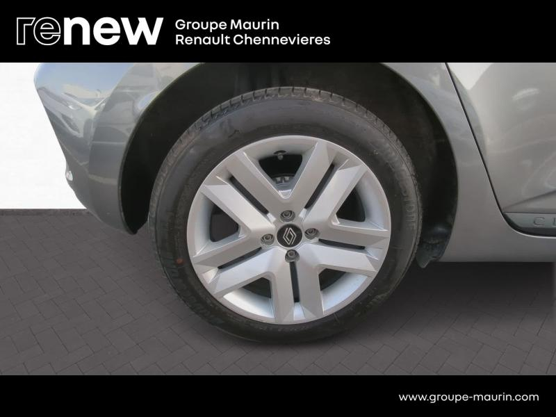 Photo 12 de l’annonce de RENAULT Clio d’occasion à vendre à CHENNEVIÈRES-SUR-MARNE