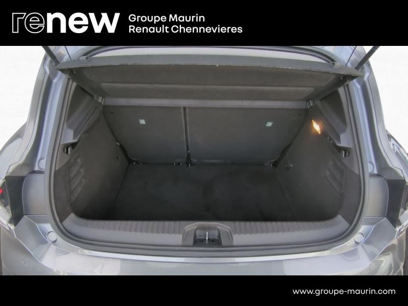 Photo 14 de l’annonce de RENAULT Clio d’occasion à vendre à CHENNEVIÈRES-SUR-MARNE