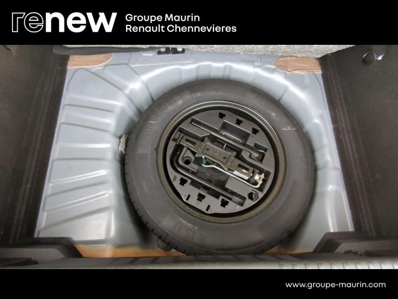 Photo 15 de l’annonce de RENAULT Clio d’occasion à vendre à CHENNEVIÈRES-SUR-MARNE