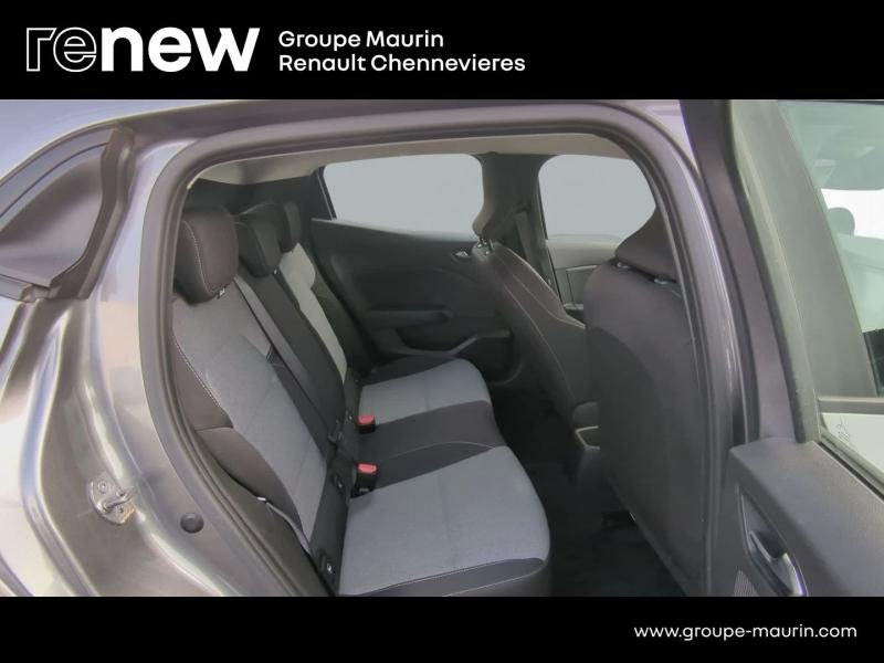 Photo 17 de l’annonce de RENAULT Clio d’occasion à vendre à CHENNEVIÈRES-SUR-MARNE