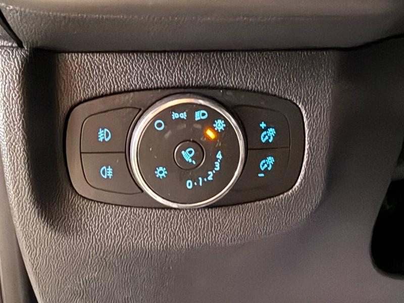 Photo 7 de l’annonce de FORD Transit Courier VUL d’occasion à vendre à MANOSQUE