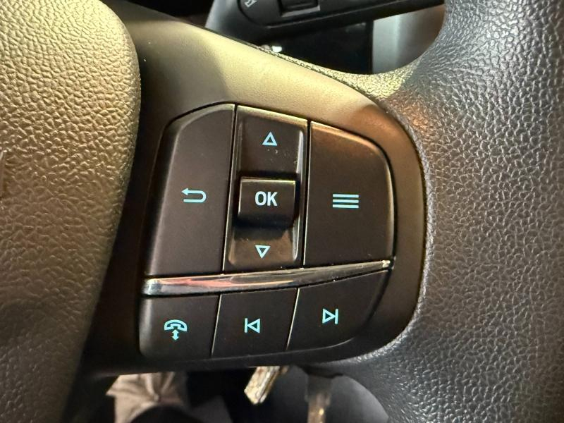 Photo 9 de l’annonce de FORD Transit Courier VUL d’occasion à vendre à MANOSQUE