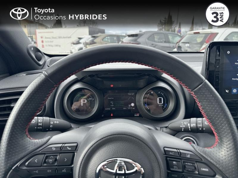 Photo 13 de l’annonce de TOYOTA Yaris d’occasion à vendre à CAVAILLON