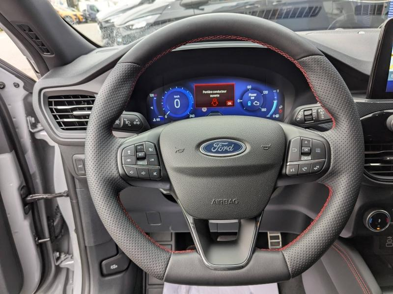 Photo 12 de l’annonce de FORD Kuga d’occasion à vendre à LA VALETTE