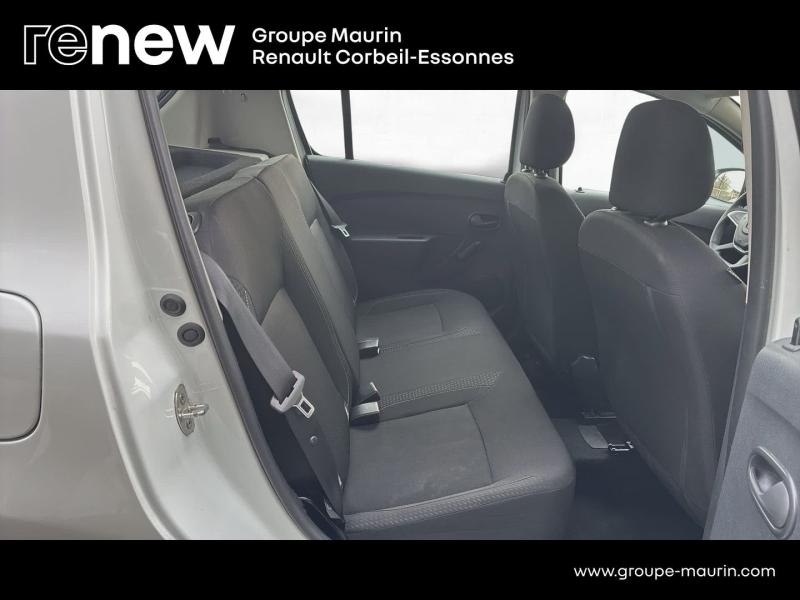 Photo 16 de l’annonce de DACIA Sandero d’occasion à vendre à CORBEIL-ESSONNES