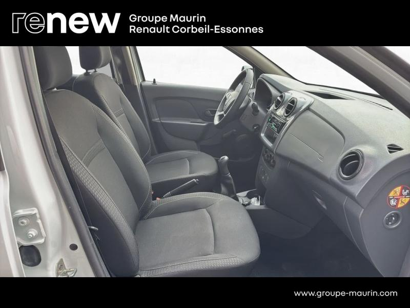 Photo 17 de l’annonce de DACIA Sandero d’occasion à vendre à CORBEIL-ESSONNES