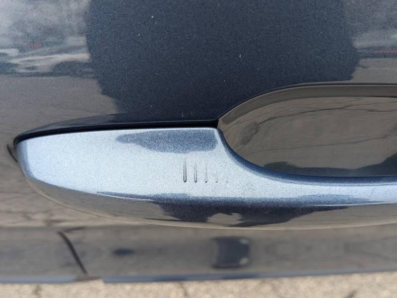 Photo 6 de l’annonce de FORD Kuga d’occasion à vendre à AIX-EN-PROVENCE