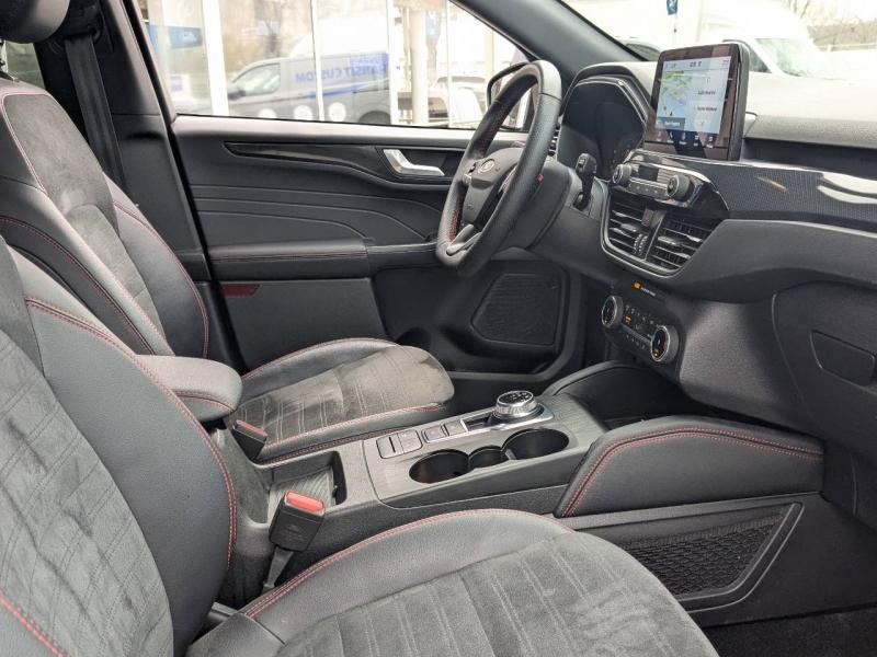 Photo 7 de l’annonce de FORD Kuga d’occasion à vendre à AIX-EN-PROVENCE