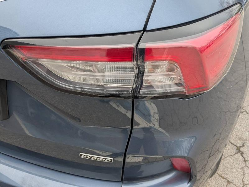 Photo 11 de l’annonce de FORD Kuga d’occasion à vendre à AIX-EN-PROVENCE