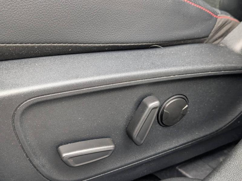 Photo 17 de l’annonce de FORD Kuga d’occasion à vendre à AIX-EN-PROVENCE