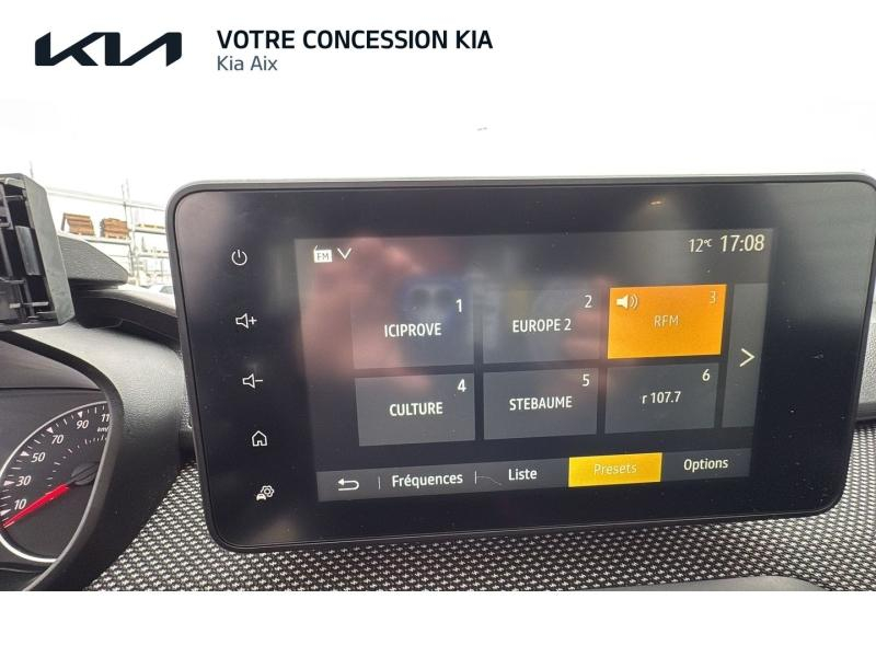 Photo 10 de l’annonce de DACIA Sandero d’occasion à vendre à AIX-EN-PROVENCE