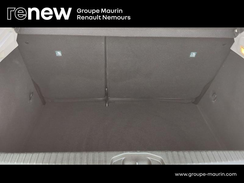 Photo 8 de l’annonce de RENAULT Clio d’occasion à vendre à SAINT PIERRE LES NEMOURS