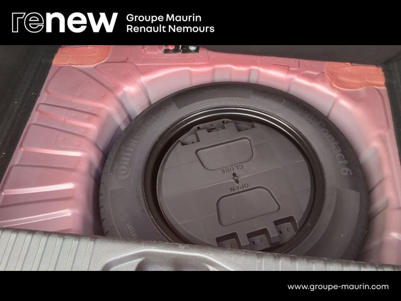 Photo 9 de l’annonce de RENAULT Clio d’occasion à vendre à SAINT PIERRE LES NEMOURS