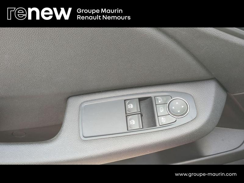 Photo 15 de l’annonce de RENAULT Clio d’occasion à vendre à SAINT PIERRE LES NEMOURS