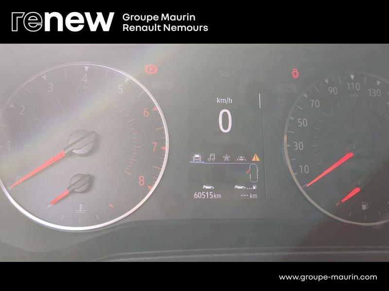 Photo 17 de l’annonce de RENAULT Clio d’occasion à vendre à SAINT PIERRE LES NEMOURS