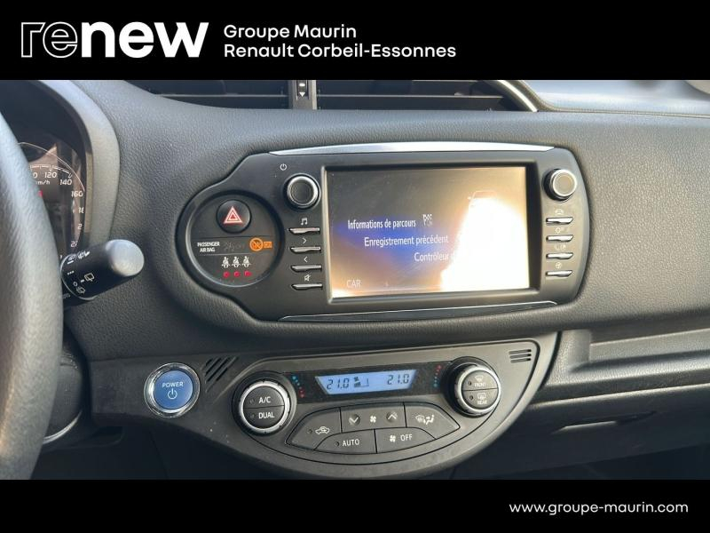 Photo 17 de l’annonce de TOYOTA Yaris d’occasion à vendre à CORBEIL-ESSONNES