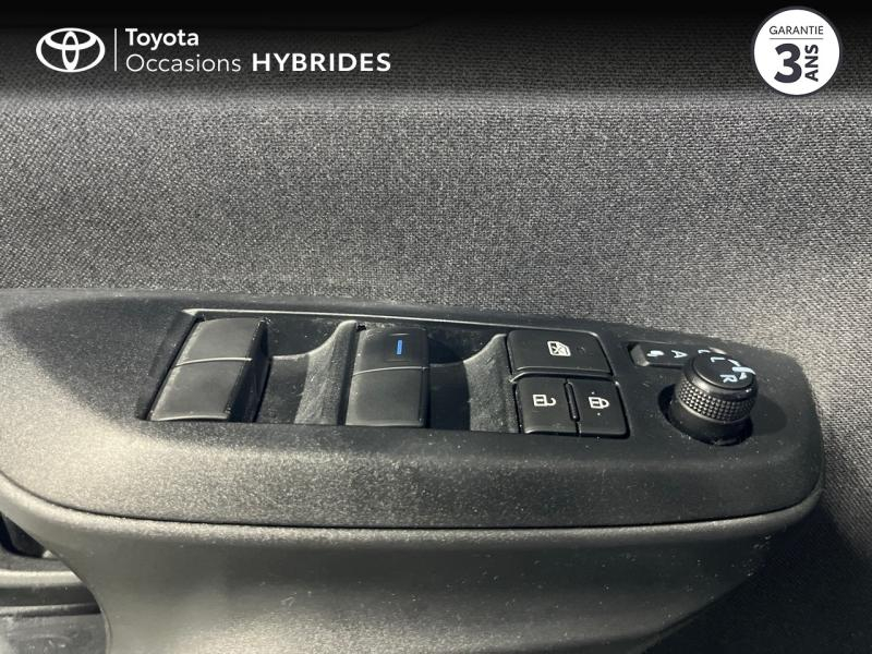 Photo 17 de l’annonce de TOYOTA Yaris d’occasion à vendre à LATTES