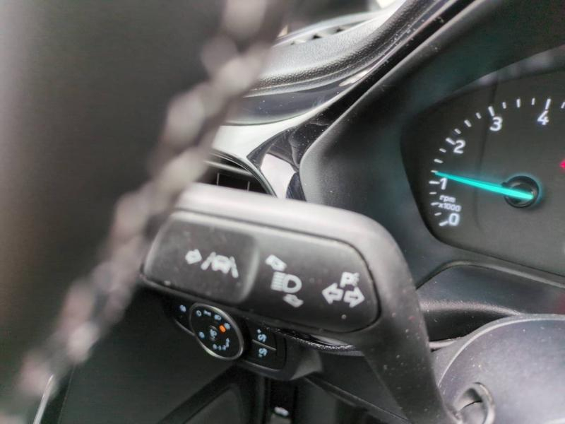 Photo 11 de l’annonce de FORD Fiesta d’occasion à vendre à NÎMES